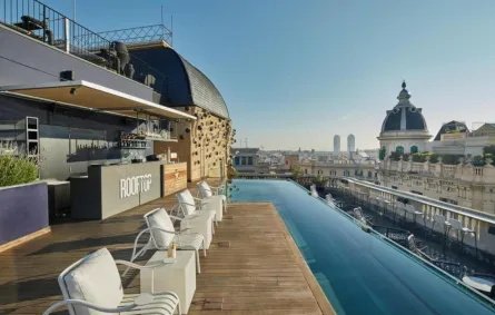 فنادق جذابة عند السياحة في برشلونة