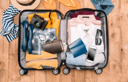 نصائح وأفكار لترتيب الملابس في حقيبة السفر