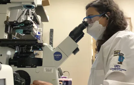 ريم خوجة سعودية تقود بحثًا لتطوير محركات مجهرية بحجم الخلايا البشرية