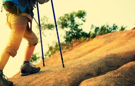 تعرف على الهايكنق في وجهات صيف السعودية بين أحضان الطبيعة