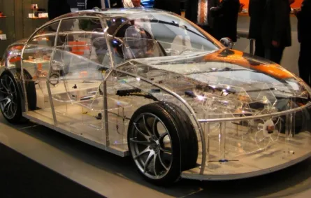 السيارات الشفافة على الطرقات قريبا