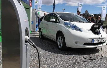 مبيعات السيارات الكهربائية تتجاوز الديزل في أوروبا للمرة الأولى