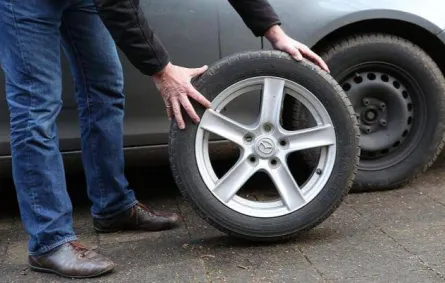 نصائح تجنبك كوارث انفجار إطار السيارة