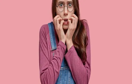 أسباب وأعراض البارانويا