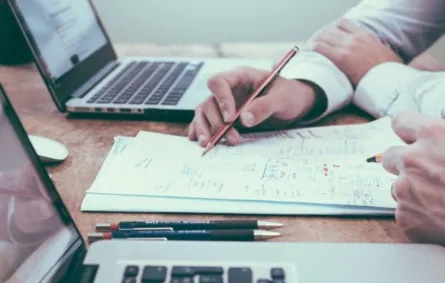 الأطر التنظيمية 