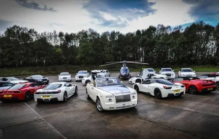 أغلى 10 سيارات يمتلكها المشاهير