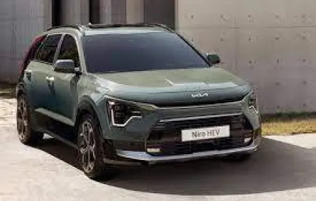 كيا نيرو 2023 في افتتاح معرض نيويورك