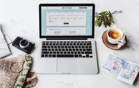 أخطاء يرتكبها المسافر عند حجز الرحلات أونلاين