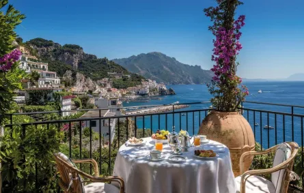 أفضل الفنادق المنتشرة على ساحل أمالفي لقضاء شهر العسل