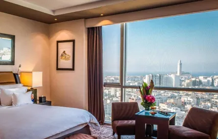 نظرة إلى أحد فنادق الدار البيضاء