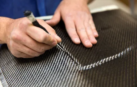 الكاربون فايبر في السيارات