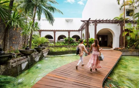 3 منتجعات سياحية فخمة مناسبة لقضاء شهر العسل في موريشيوس