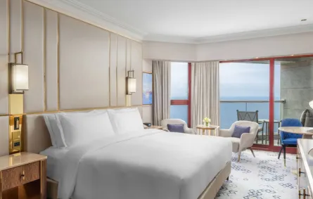 غرفة فخمة في هيلتون جدة 