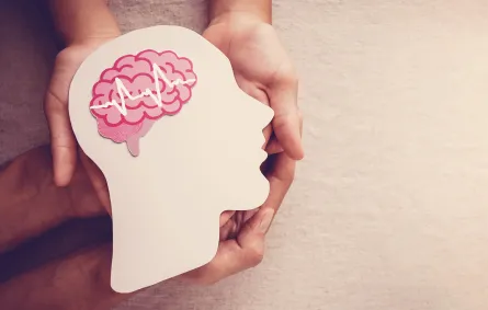  الدماغ: 3 حلول  ليكون أصغر من العمر الحقيقي حسب العلم (المصدر: Shutterstock)