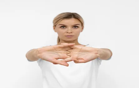 أسباب إدمان فرقعة الأصابع..ونصائح فعّالة للتخلص من هذه العادة (المصدر: Freepik)