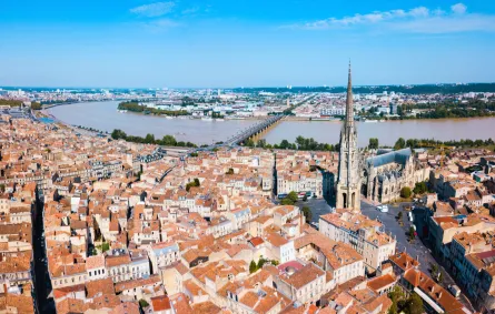 بوردو وجهة جذابة لهواة التاريخ (الصورة من shutterstock) 