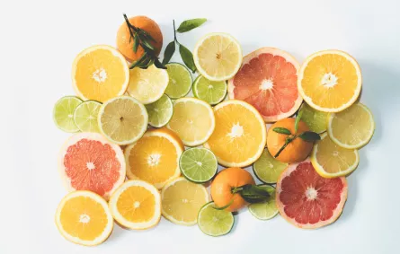 ما هي فوائد البرتقال الأحمر وما هي أضراره.. طبيبة تغذية تجيب