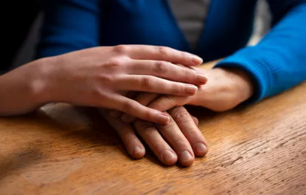 طول الأصابع يشي بصحتك النفسية 