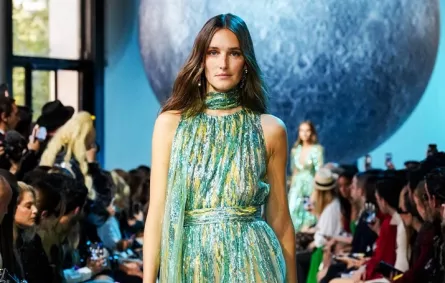فستان من ماركة Elie Saab - الصورة من Launchmetrics/Spotlight ©