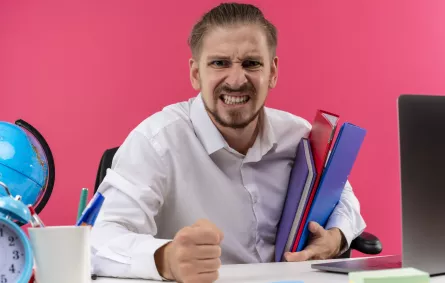 أسباب رئيسية تجعل الموظفين يفكرون في الاستقالة