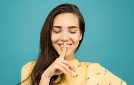 التفكير الإيجابي يجعلك تسيطرين على المشاعر السلبية