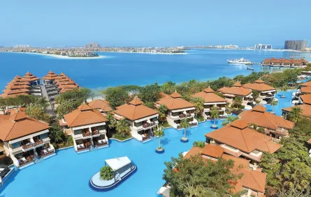 إطلالة أنانتارا جزر العالم على شريط دبي الساحلي