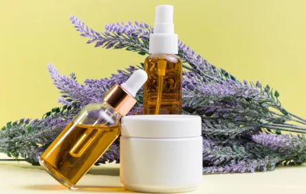 زيت اللافندر- المصدر freepik