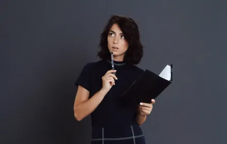 علامات للتوقف عن البقاء في مكتبك