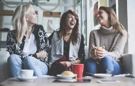 خفة الظل بين الأصدقاء