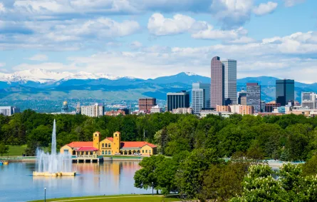 إطلالة على مدينة دنفر في كولورادو