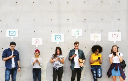 تأثير وسائل التواصل الاجتماعي على العلاقات