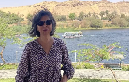 فنانة مصرية تكشف مشاركتها ككومبارس في أفلام عالمية