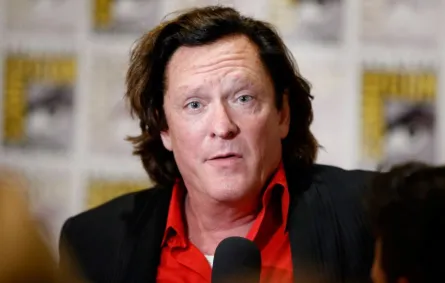 النجم مايكل مادسون Michael Madsen- مصدر الصورة Joe Scarnici / GETTY IMAGES NORTH AMERICA / Getty Images via AFP