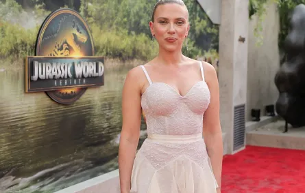 سكارليت جوهانسون في مدينة نيويورك (Scarlett Johansson in New York City). مصدر الصورة: Mike Coppola/Getty Images for Universal Pictures and Amblin Entertainment/AFP