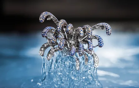 فندي تحتفل بمئة عام من الإبداع بإطلاق مجوهرات Eaux d’Artifice المستوحاة من نوافير روما- الصورة من مكتب العلاقات العامة للدار