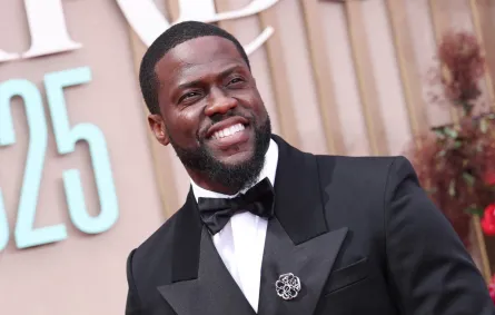 كيفن هارت في حفل BET awards 2025 في لوس أنجلوس - Kevin Hart attends the BET awards 2025 at the Peacock Theatre in Los Angeles - مصدر الصورة Michael Tran / AFP