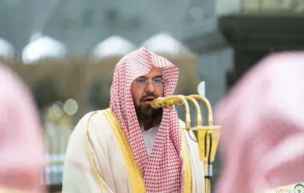 اعتماد دور الإمام الاحتياطي بالحرمين الشريفين - الصورة من حساب رئاسة  الشؤون الدينية بالمسجد الحرام والمسجد النبوي على منصة إكس