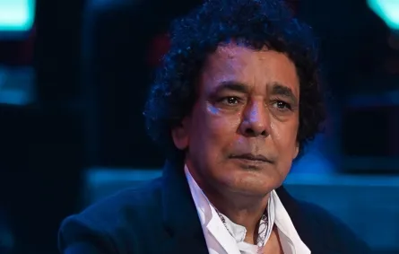 محمد منير - الصورة من صفحته الرسمية على الفيس بوك