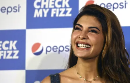 جاكلين فيرنانديز في مومباي Jacqueline Fernandez  in Mumbai - مصدر الصورة Indranil MUKHERJEE / AFP