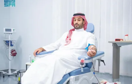 الأمير محمد بن سلمان بن عبدالعزيز آل سعود يتبرع بالدم