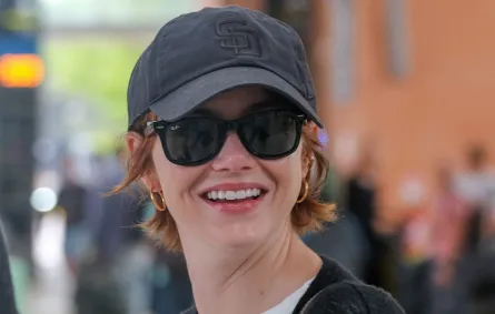 إيما ستون في فينيسيا إيطاليا (Emma Stone in Venice, Italy). مصدر الصورة: Stefano Mazzola/GC Images