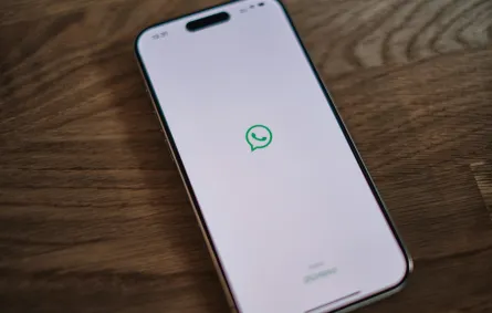 استخدام واتساب دون تحميل التطبيق ميزة جديدة في التحديث المستقبلي لكل من لا يملك حسابًا على التطبيق - الصورة من unsplash by appshunter