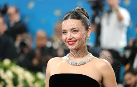 ميراندا كير في حفل ميت غالا 2025 (  Miranda Kerr at the 2025 Met Gala Celebrating). مصدر الصورة: Dia Dipasupil / GETTY IMAGES NORTH AMERICA / Getty Images via AFP