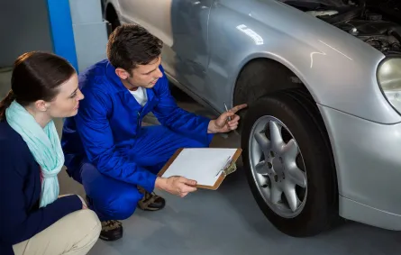 أهمية الصيانة الدورية للسيارة- مصدر الصورة موقع Freepik