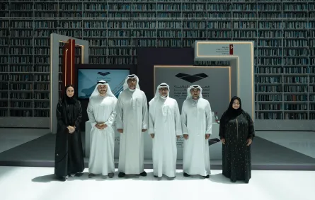 أعضاء اللجان في قمة دبي الدولية للمكتبات والنشر