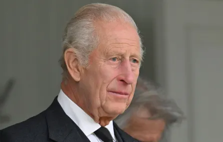 الملك تشارلز الثالث في برايمار، وسط اسكتلندا (King Charles III in Braemar, central Scotland). مصدر الصورة: ANDY BUCHANAN / AFP