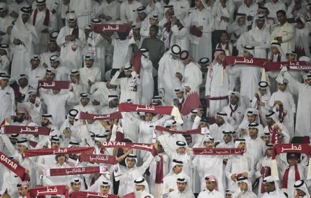 مشجعو المنتخب القطري خلال مباراة الإمارات ضمن المنافسات المؤهلة لمونديال 2026- الصورة من حساب الاتحاد القطري على منصة إكس 