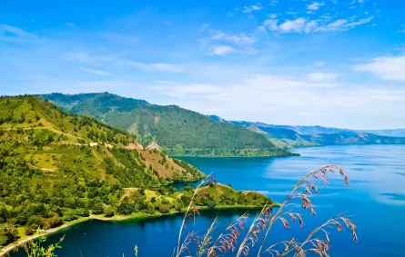 ميدان وجهة سياحية غنية بالمناظر الطبيعية