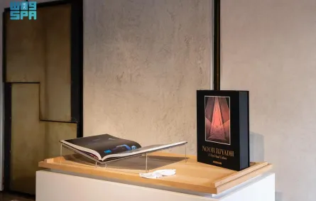 معرض لنور الرياض في البندقية. الصورة من وكالة الأنباء السعودية "واس"