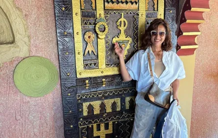 حنان مطاوع توضّح للجمهور حقيقة انزعاجها من مطاردتها مع ابنتها